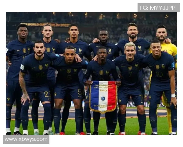 足球队中的黑人球星们他们的成就与影响力跨越了时代的界限 足球队中的黑人球星们他们的成就与影响力跨越了时代的界限