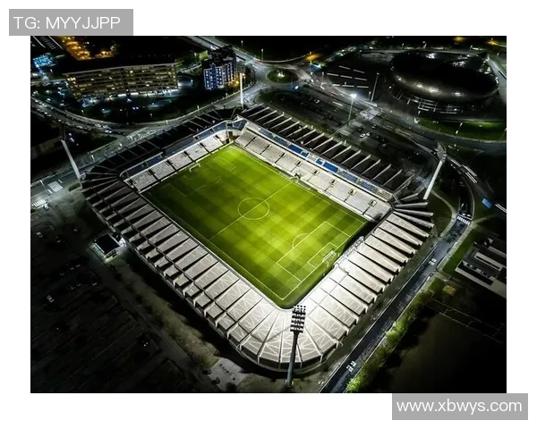 聚焦世界足球巨星成长之路与竞技精神的闪耀传奇 聚焦世界足球巨星成长之路与竞技精神的闪耀传奇